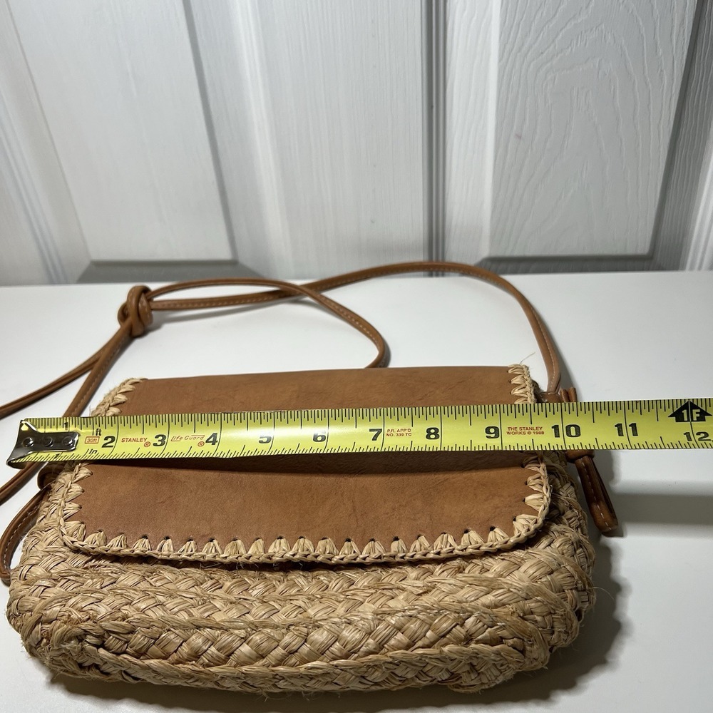 Universal Thread Straw Purse - Picture 9 of 12